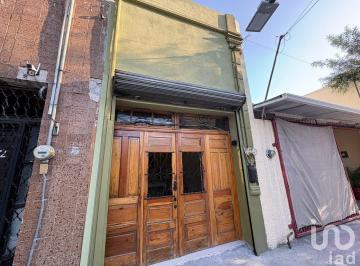 Casa · 57m² · 1 Recámara · Casa Antigua Amueblada en Renta | Muy Cerca de Fundidora y Paseo Santa Lucía | Monterrey, N. L.