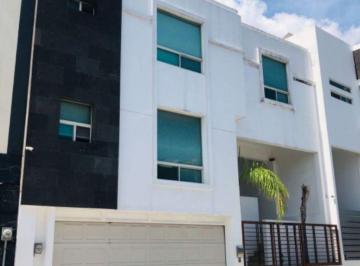 fa4335c56e9fdb06a748fdae869dd0fc78a6db7466ab0911c769eab06ce4124b · Casa en Venta en Cumbres 6to Sector D