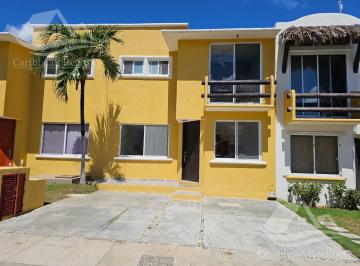 Casa · 3 Recámaras · 2 Estacionamientos · Casa en Venta en Privanza La Loma Cancun