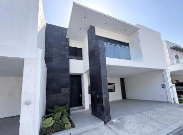 73e89d26784ab4b25ad33036bec987d21922b2d5622eeed90b736257bee1619c · Casa en Venta – Amorada Residencial 4to Sector