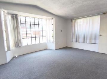 Casa · 227m² · 3 Recámaras · 2 Estacionamientos · Casa en Venta, Tecamachalco Para Remodelar Oportunidad en Calle Cerrada