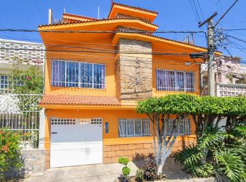 Casa de 4 habitaciones, Nezahualcóyotl · Casa en Venta en Colonia Agua Azul, Nezahualcoyotl, Edomex