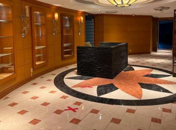 Edificio · 1328m² · 24 Estacionamientos · Impulsa Tu Negocio con Este Hermoso Piso