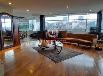 Casa · 1000m² · 3 Recámaras · 5 Estacionamientos · Casa con Uso de Suelo en Bosques de Las Lomas en Venta
