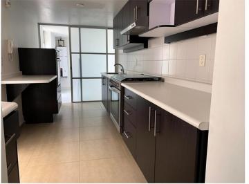 Casa · 240m² · 3 Recámaras · 2 Estacionamientos · Casa en Renta en Lomas Anahuac