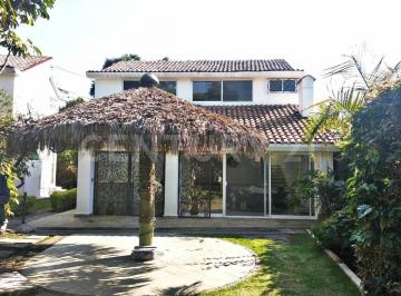 Casa en condominio · 130m² · 3 Recámaras · 1 Estacionamiento · Casa en Venta en Jardines de Cuernavaca, Morelos