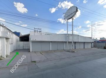 Bodega comercial · 630m² · Bodegas en Renta en Villas del Valle, Sobre Revolución, Torreón, Coahuila.