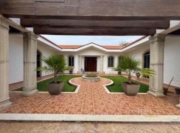 ea0103eee399e59c2582bcaa0db67dc1abca84085c4e3235c62e3986c040afc4 · Casa en Venta de Una Planta en La Ceiba II en Merida Yucatan