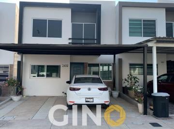 Casa · 4 Recámaras · 2 Estacionamientos · Casa Amueblada en Renta Salida Imála Culiacán