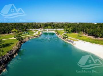 Terreno / Lote · 334m² · Terreno en Venta en Lausana Cancun
