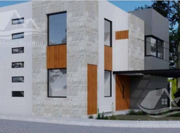 Casa · 358m² · 4 Recámaras · Casa en Venta en Via Cumbres Cancun