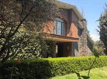Casa de 4 habitaciones, Tlalpan · Casa en Venta en San Andres Totoltepec, Tijuamaloapan, Tlalpan.