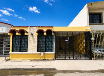 Casa de 4 habitaciones, Monterrey · Casa en Venta Col. Mitras Norte, Atencion Inversionistas, Oportunidad!
