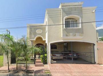 Casa de 4 habitaciones, Victoria · Hermosa Casa en Venta con Exceente Ubicación en Ciudad Victoria, Tamaulipas
