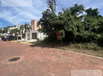Terreno / Lote · 704m² · Venta Terreno en Sm 16 Cancún