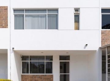Casa · 120m² · 3 Recámaras · 2 Estacionamientos · Casa en Fraccionamiento Nuevo Salagua