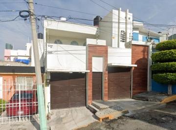 Casa de 3 habitaciones, Pachuca · Venta de Casa en C. Monte Sinai, Lomas de Vista Hermosa, 42026 Pachuca de Soto, Hidalgo.