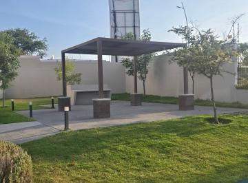 asador y palapa · Casa 2 Pisos en Renta