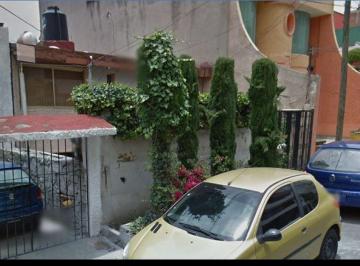 Casa de 4 habitaciones, Naucalpan de Juárez · Casa en Venta con Descuento en Mar del Frío 24, Cd Brisa, Naucalpan de Juárez