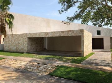 Casa de 3 habitaciones, Mérida · Casa en Renta 3 Recámaras | Alberca y Jardín |mérida Yucatán Country Club