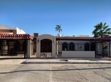 Casa · 4 Recámaras · Casa en Venta en Colonia Villa Satélite de Hermosillo