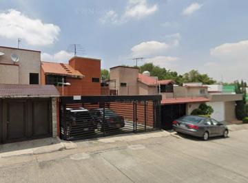 Casa de 3 habitaciones, Naucalpan de Juárez · Hermosa Casa con Área Verde Compartida en Lomas Verdes 3ra Secc, Naucalpan de Juarez, Edo. Mex.
