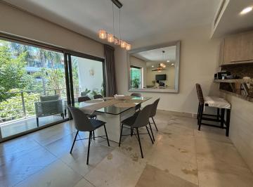 Departamento · 161m² · 2 Recámaras · 1 Estacionamiento · Vendo Gran Depa de Lujo en 5ta Av Playa del Carmen
