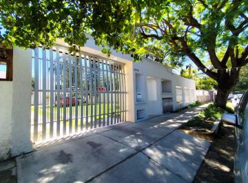 Casa de 5 habitaciones, Zapopan · Casa en Renta en Las Fuentes 1,100 m² Residencia con Jardines.