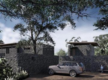 Casa en condominio de 4 habitaciones, Valle de Bravo · Casa en Venta en Condominio en San Simon