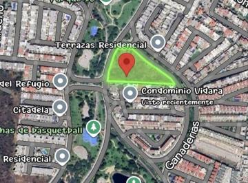 Terreno / Lote · 8132m² · Terreno en El Refugio Frente Amenidades en Venta con Uso de Suelo Habitacional Para 120 Viviendas El