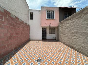 Casa de 2 habitaciones, Tlajomulco de Zúñiga · Casa en Venta en El Fraccionamiento 4 Estaciones