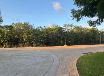Terreno / Lote · Terreno Multifamiliar en Residencial Río Para Inversion, Cancún, Quintana Roo