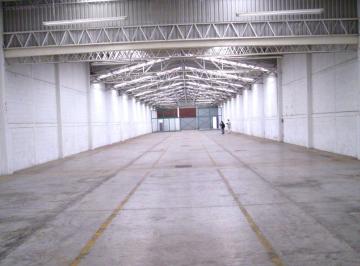 Bodega comercial , Iztapalapa · Bodega Independiente de 1,700 m² a 600 m de Rio Churubusto