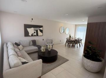 Casa de 3 habitaciones, León · Casa de 105 m² con 3 Recámaras en Venta en León Ubicada a un Costado del Colegio Subire