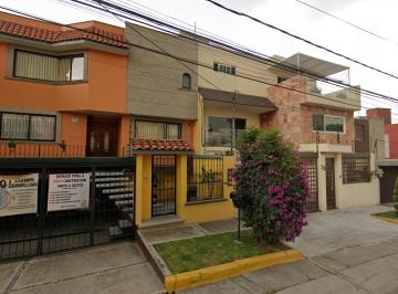 Casa de 3 habitaciones, Naucalpan de Juárez · Venta de Casa en Naucalpan
