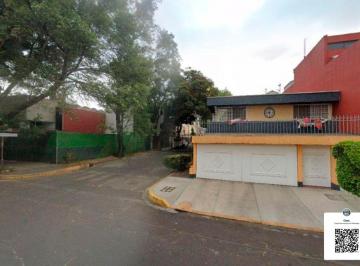 Casa de 5 habitaciones, Coyoacán · Excelente Oportunidad | Remate Bancario | Flexibilidad y Seguridad Patrimonial Cdmx