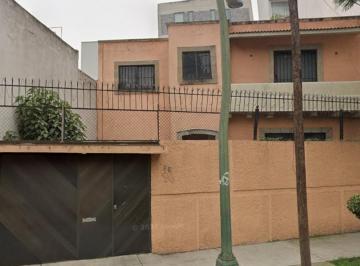 Casa de 4 habitaciones, Benito Juárez · Casa en Venta en Félix Parra #96