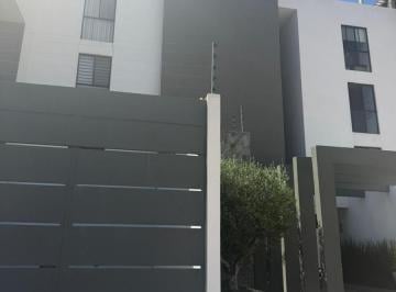 Departamento · 140m² · 3 Recámaras · 2 Estacionamientos · Amplio y Comodo en Torre de 6 Deptos