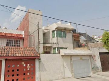 Casa de 3 habitaciones, Ecatepec de Morelos · Jp Casa en Valle de Aragon, Ecatepec en Remate