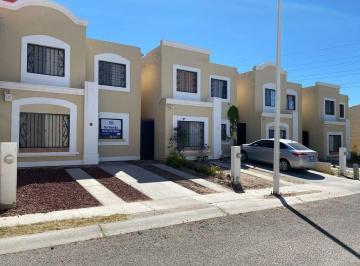 Casa · 120m² · 3 Recámaras · 2 Estacionamientos · Casa en Renta en Misión Andalucia
