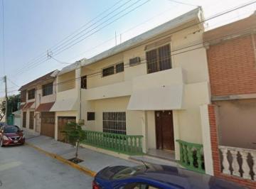 Casa de 3 habitaciones, Veracruz · Jp Casa a 2 Cuadras de La Playa en Veracruz en $500 Mil