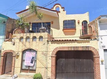 Casa de 4 habitaciones, Guadalajara · Venta de Casa en Guadalajara Col Guadalupana Norte