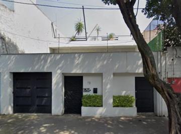 Casa de 4 habitaciones, Azcapotzalco · Casa en Venta en Claveria, Azcapotzalco