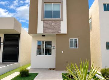Casa de 2 habitaciones, Tijuana · Casa en Renta en Viñas del Mar – Zona Cedros