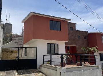 Casa · 2 Recámaras · 2 Estacionamientos · Casa Semiamueblada en Renta con Terraza en Col. Lomas del Creston