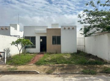 Casa de 2 habitaciones, Mérida · ¡Casa Climatizada en Renta en El Fracc. Los Héroes!2 Recámaras, 1 Baño, Estancia$7,900 X Mes