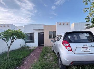 Casa de 2 habitaciones, Mérida · ¡Casa Climatizada en Renta en El Fracc. Los Héroes!2 Recámaras, 1 Baño, Estancia$7,900 por Mes