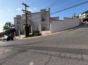 Casa de 4 habitaciones, Guadalupe · Venta de Casa Contry La Escondida