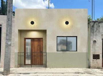 1 · Casa Remodelada en Venta con Diseño Contemporáneo en La Ermita