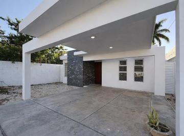 1 · Casa de Una Planta en Venta en Vista Alegre